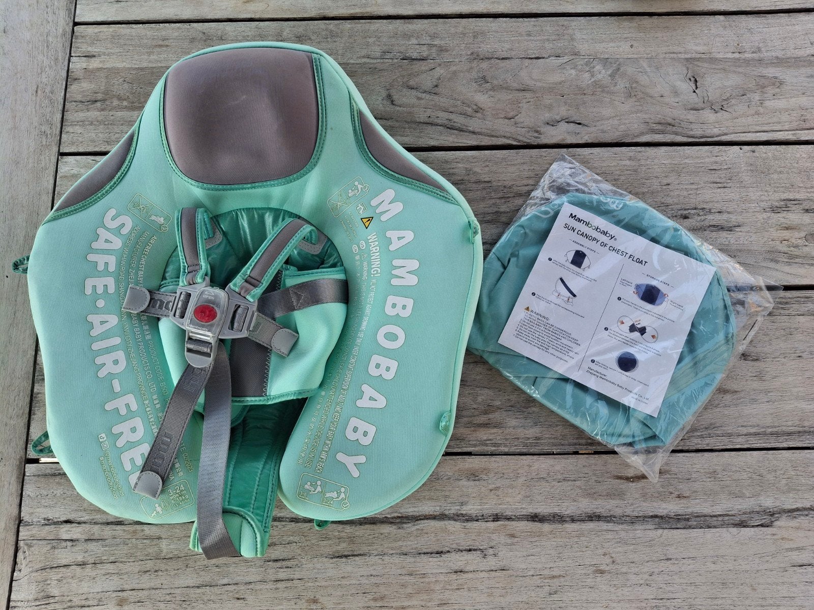 Mambobaby float, Enfants & Bébés, Vêtements de bébé | Maillots de bain pour bébés, Enlèvement