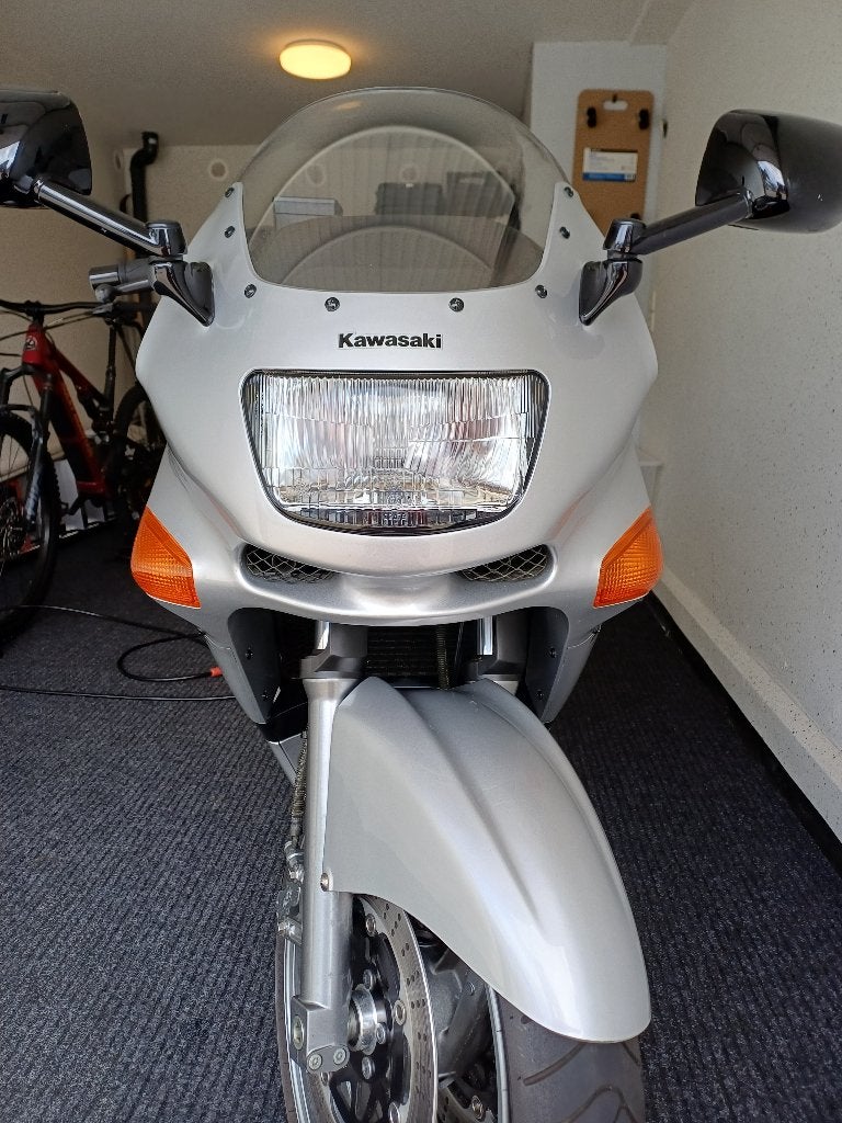 Kawasaki zzr 600 2003 inruil mogelijk, Motoren, Motoren | Kawasaki, Occasion, 4 cilinders, Motorrijbewijs A, Meer dan 35 kW