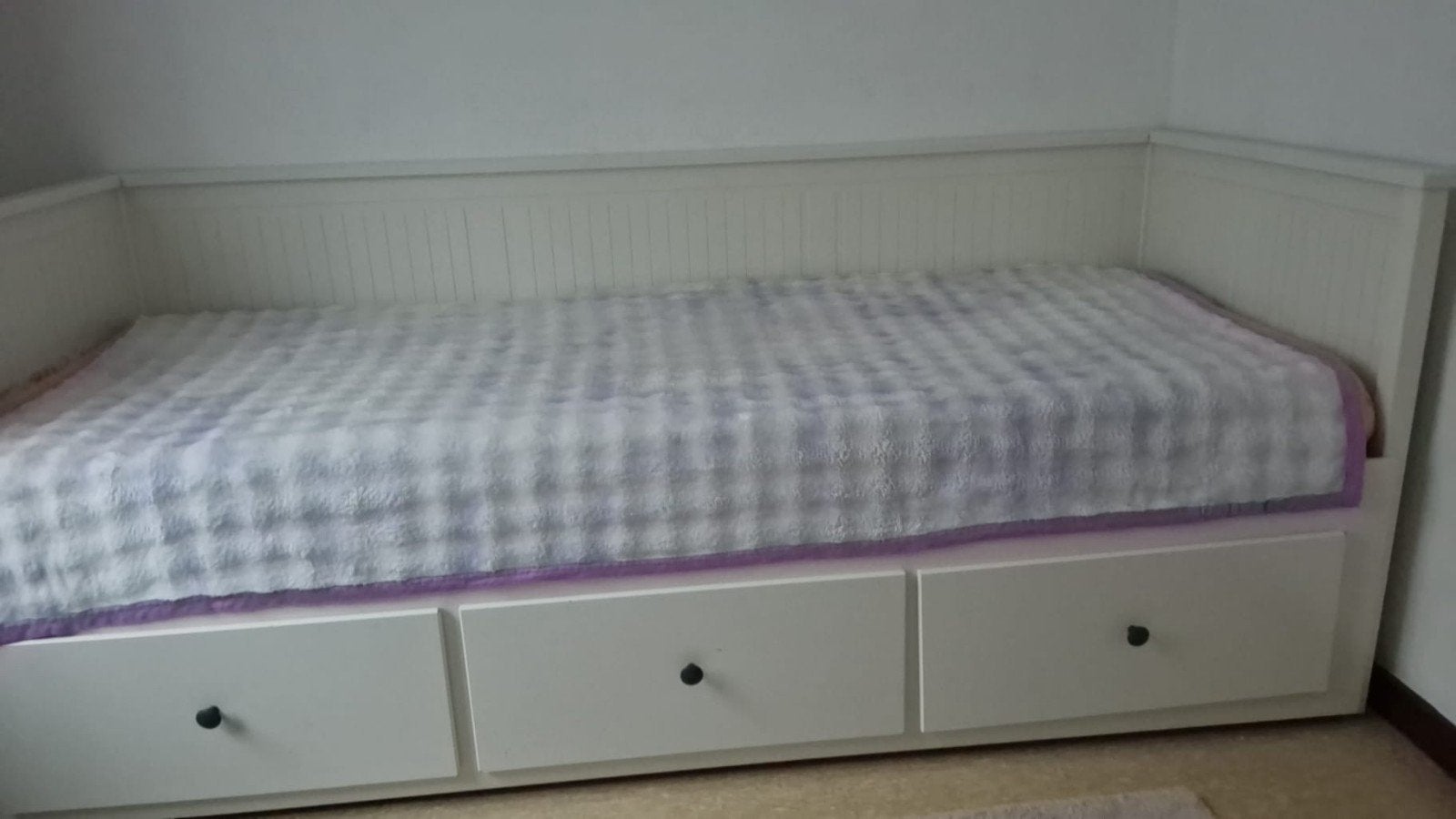 IKEA bed, Huis en Inrichting, Ophalen