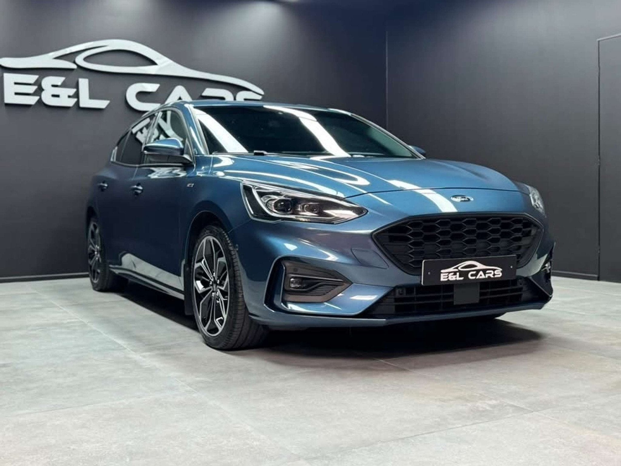 Ford Focus Focus 1.5 EcoBoost ST Line *12 mois de garantie*, Focus, Achat, Entreprise, Noir