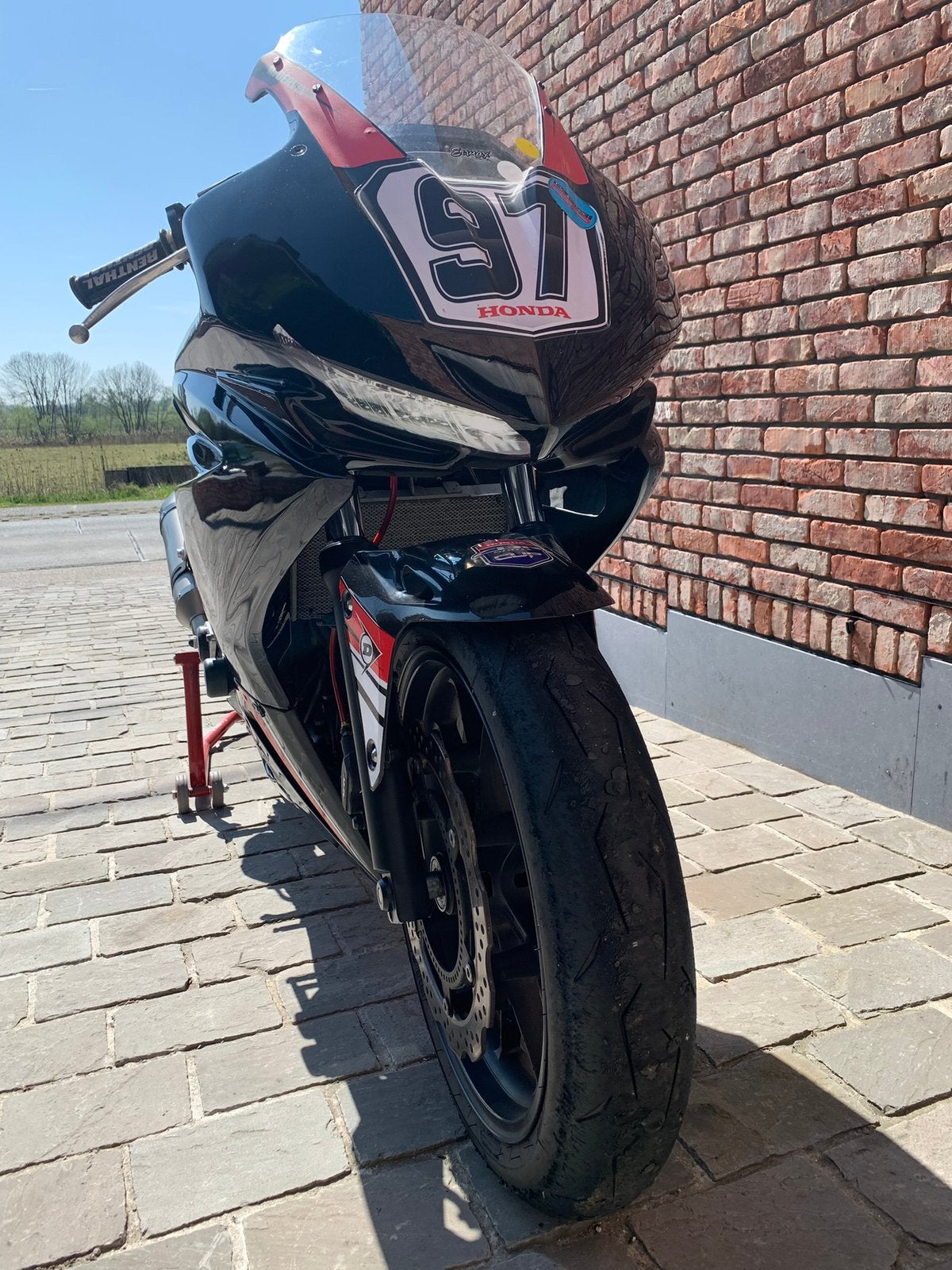 Coupe Honda CBR500, Particulier, Quickshifter