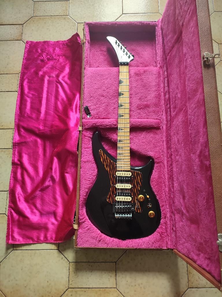 Gibson M3 1991 rare, Musique & Instruments, Enlèvement ou Envoi, Comme neuf, Solid body, Gibson
