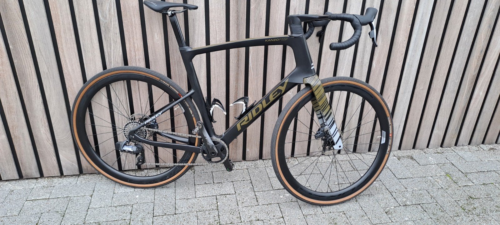 Ridley Kanzo Fast Sram Force, 28 inch, Carbon, 10 tot 15 versnellingen, Zo goed als nieuw