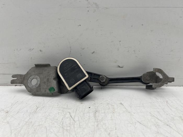 Régulateur d'hauteur Xenon d'un Mercedes E-Klasse, 3 mois de garantie, Utilisé, -, -