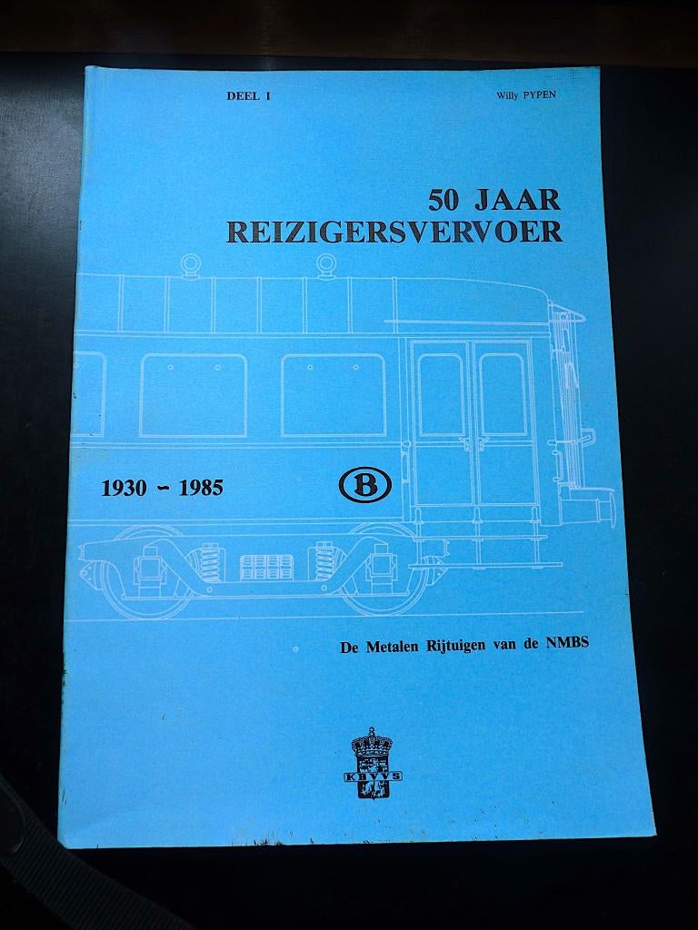 50 JAAR REIZIGERVERVOER - DE METALEN RIJTUIGEN NMBS, Ophalen of Verzenden, Gebruikt, Trein, Boek of Tijdschrift