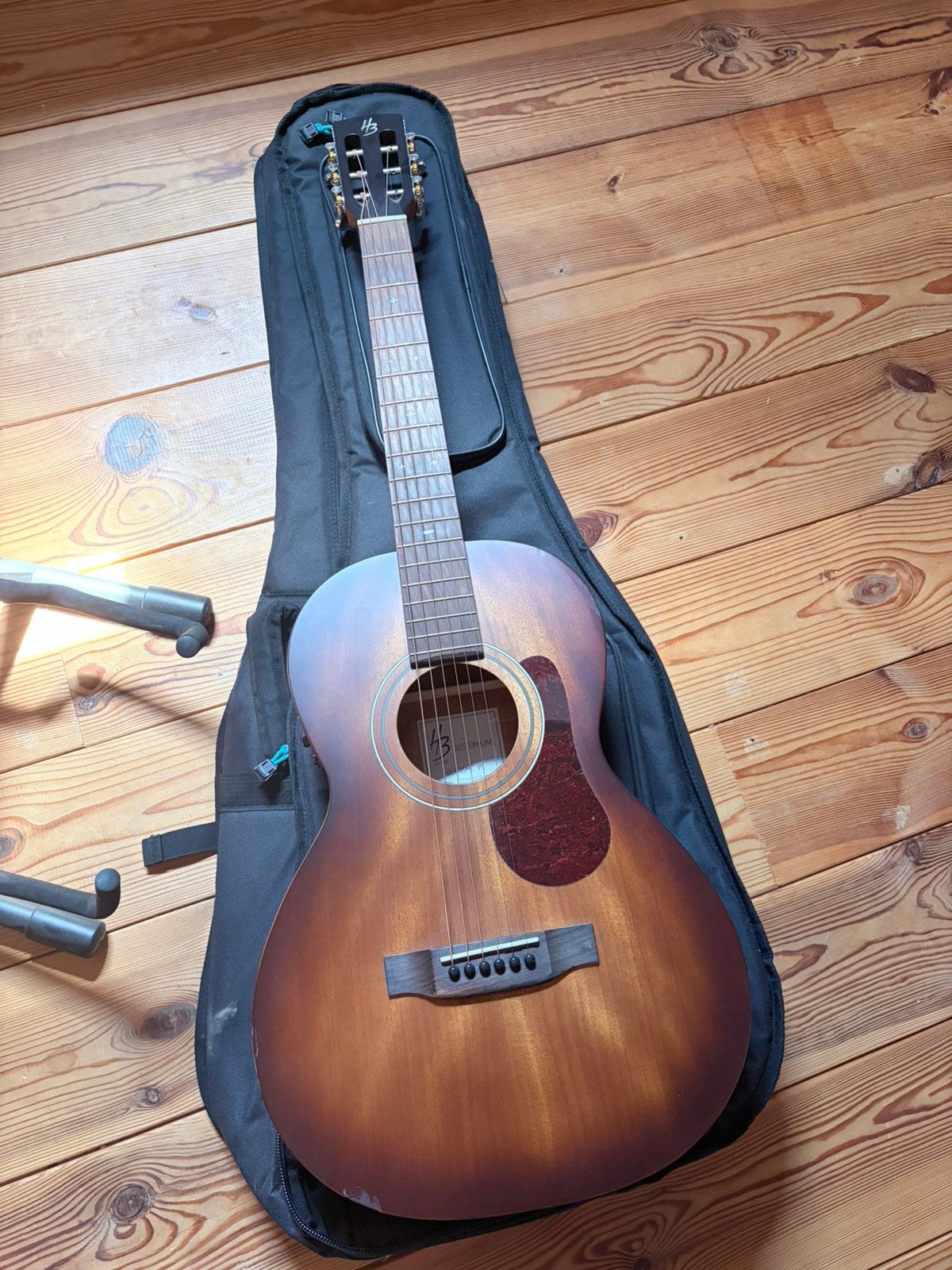 Harley Benton Custom  Parlour Gitaar + tas en statief, Muziek en Instrumenten, Ophalen, Gebruikt, Western- of Steelstringgitaar