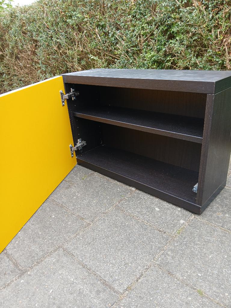 Mooi kastje, Enlèvement, Comme neuf
