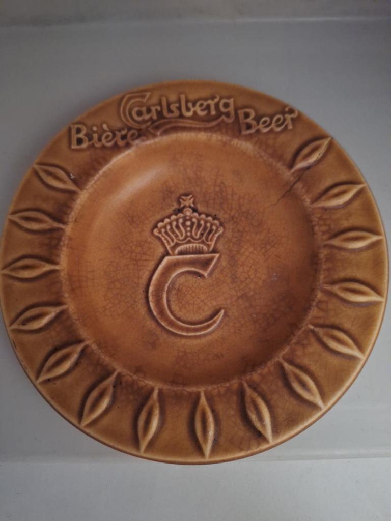 Oude keramieken asbak brouwerij Carlsberg bier, Verzamelen, Ophalen of Verzenden
