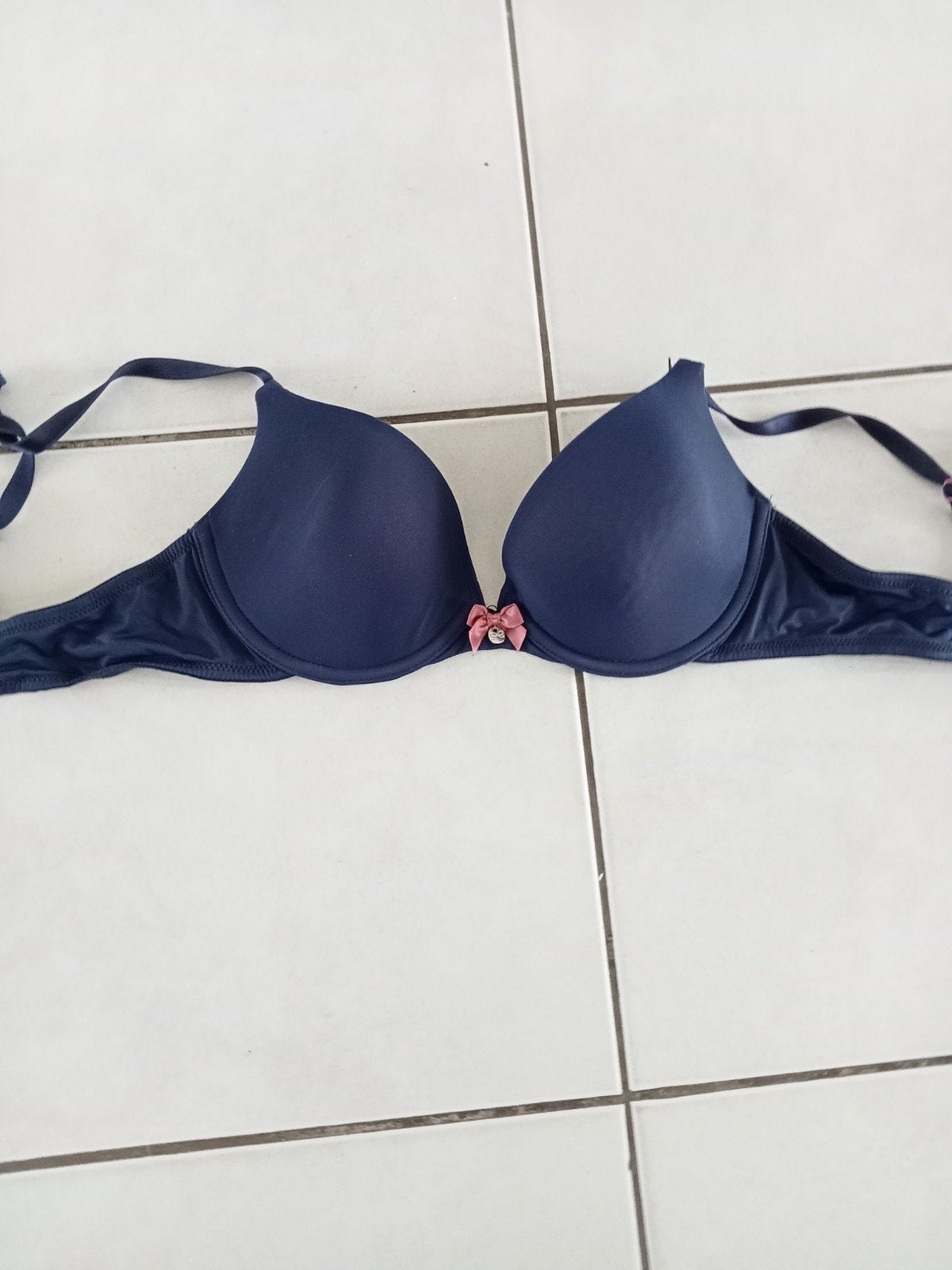 marine blauw Hunkemöller BH 75B, Kleding | Dames, Ondergoed en Lingerie, Ophalen, Blauw, BH