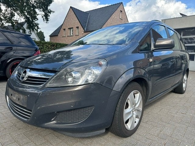 Opel Zafira 1.7 DTI van 06/2013 met 219000km met optie's, Auto's, Voorwielaandrijving, Euro 5, Zwart, 1686 cc