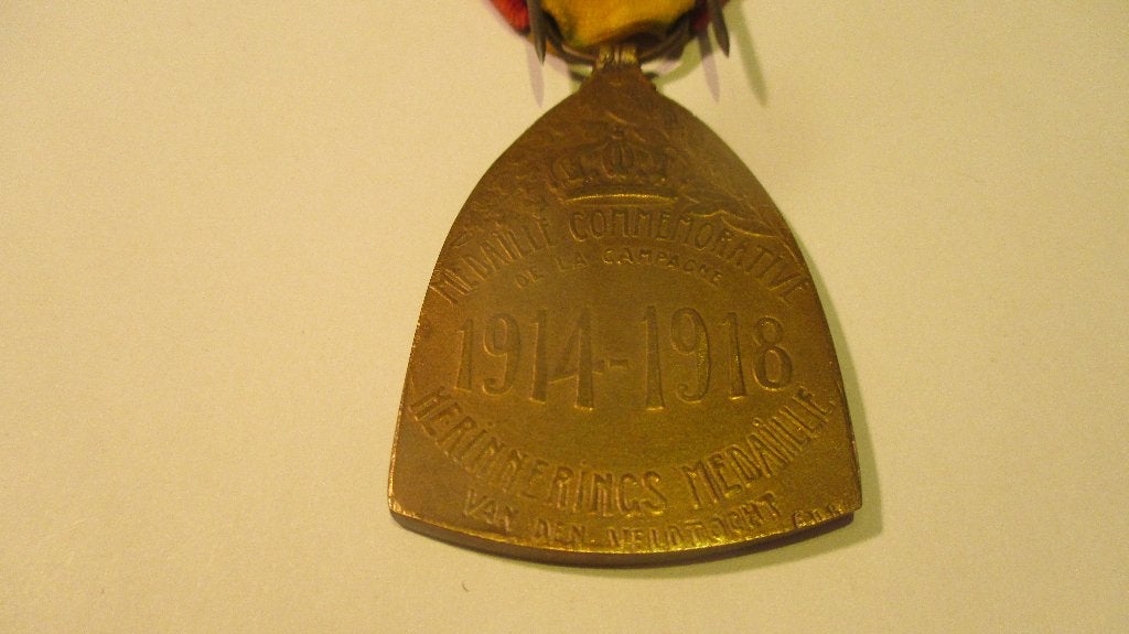 Médaille Belge Commémorative 14-18, Collections, Enlèvement ou Envoi, Armée de terre, Ruban, Médaille ou Ailes