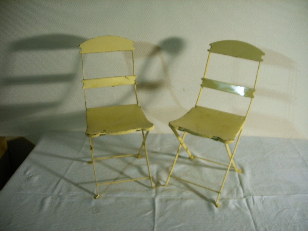 Deux anciennes chaises de bistrot miniatures., Enlèvement ou Envoi