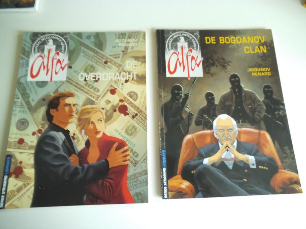 Lot reeks Alfa 1 -2 -3 - 4, Boeken, Stripverhalen, Meerdere stripboeken, Ophalen of Verzenden, Gelezen