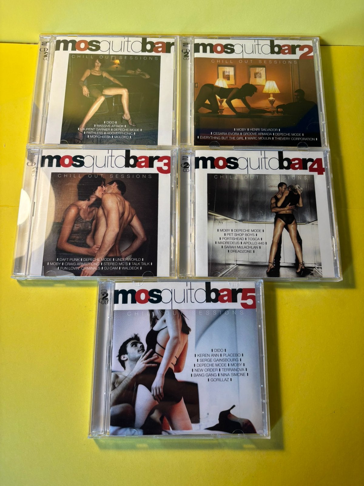 Verzameling “Mosquitobar “ 1-2-3-4 en 5 compleet, CD & DVD, CD | Dance & House, Envoi, Comme neuf, Musique d'ambiance ou Lounge