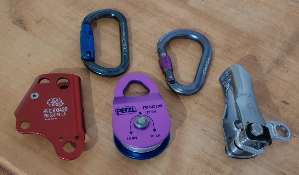 Petzl katrolblokkers, Sport en Fitness, Ophalen of Verzenden, Zo goed als nieuw, Klimsport-accessoire