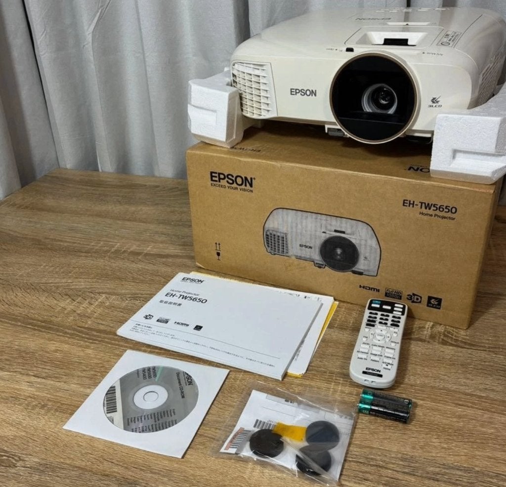 Projecteur intégré Full HD Epson EH-TW5650, TV, Hi-fi & Vidéo, Enlèvement ou Envoi, Epson, Full HD (1080), LCD