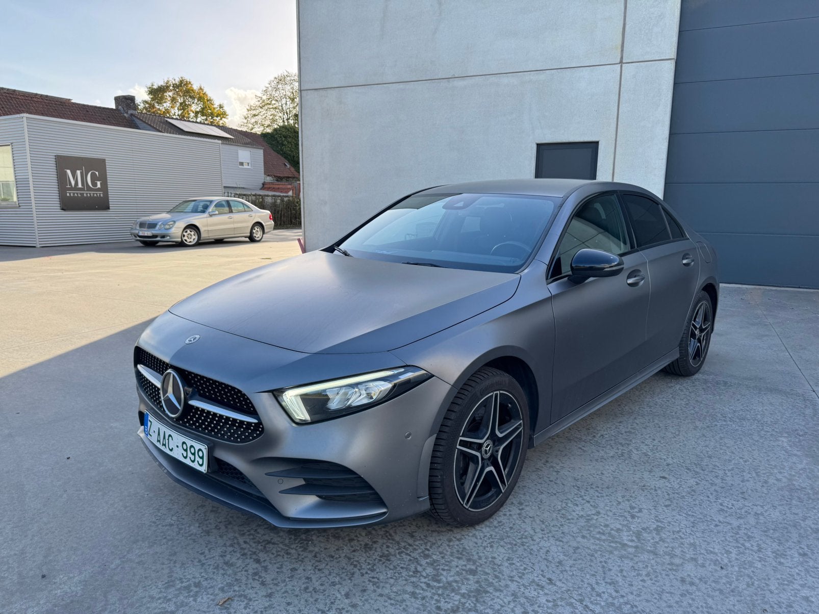 Mercedes Benz A250e hybride 80 km électrique  pack AMG, Autos, Achat, Automatique, Particulier, Ordinateur de bord