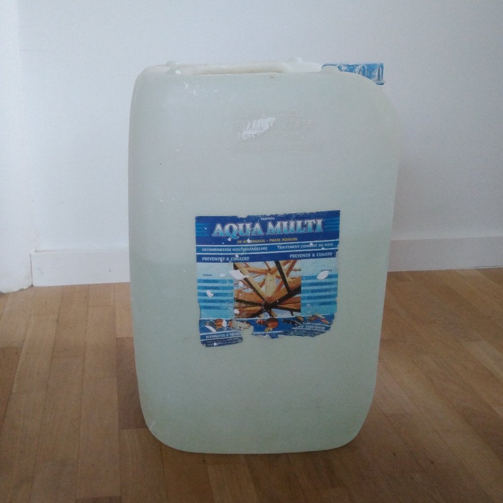 Traitement du bois Aquamulti, 12 litres, Bricolage & Construction, Bois & Planches, Moins de 200 cm, Comme neuf, Autres essences de bois