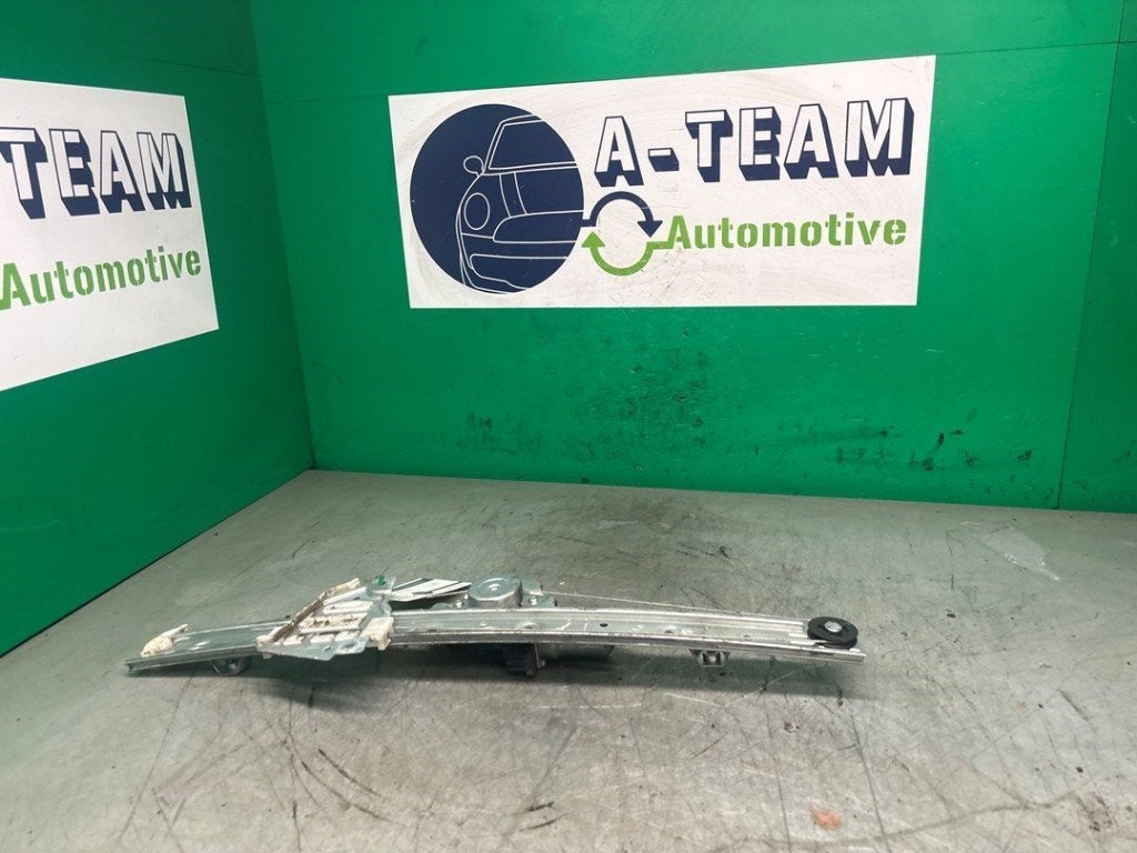 MECANISME VITRE ARRIÈRE GAUCHE Grand Vitara II (JT), DENSO EUROPE B.V., Info@denso.nl, Utilisé, Hogeweyselaan 165
1382 JL  Weesp, NL