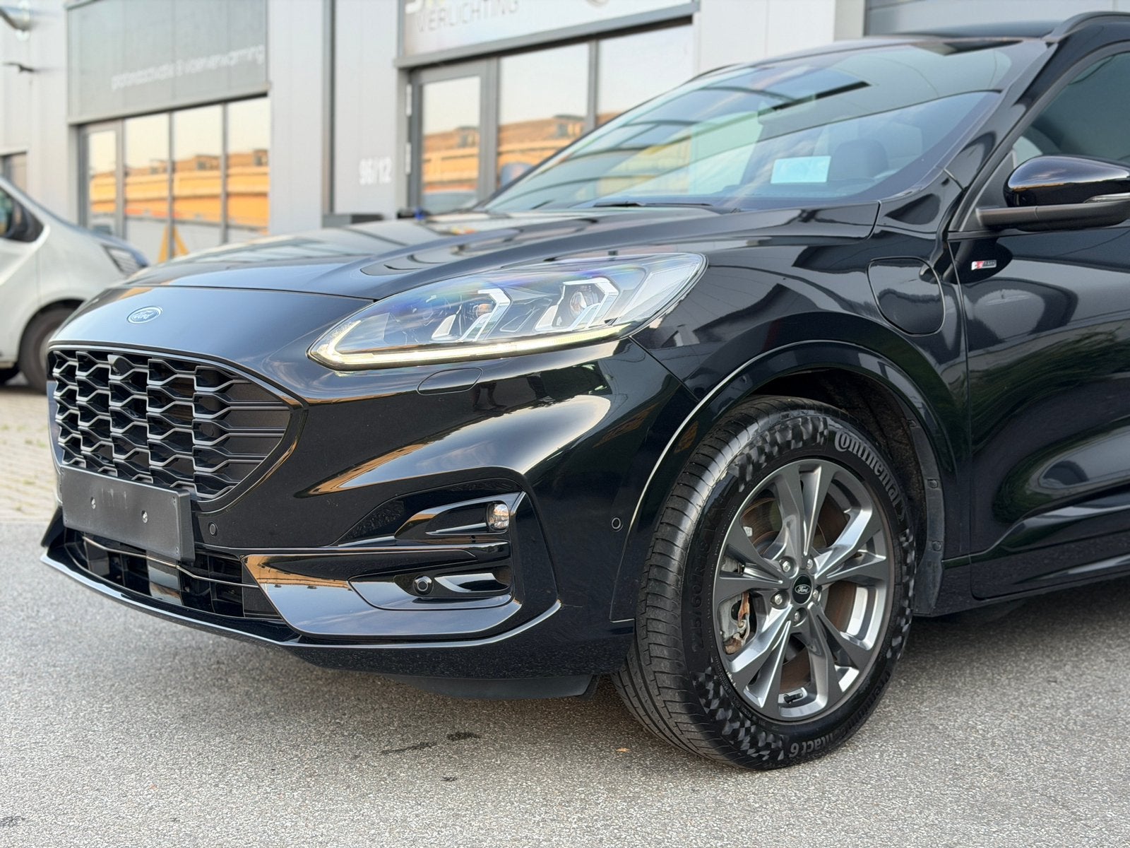 Ford Kuga ST-Line X 2.5i PHEV*225pk*Head up*ACC*Bang Olfusen, Auto's, Ford, Automaat, Euro 6, Alcantara, Zwart