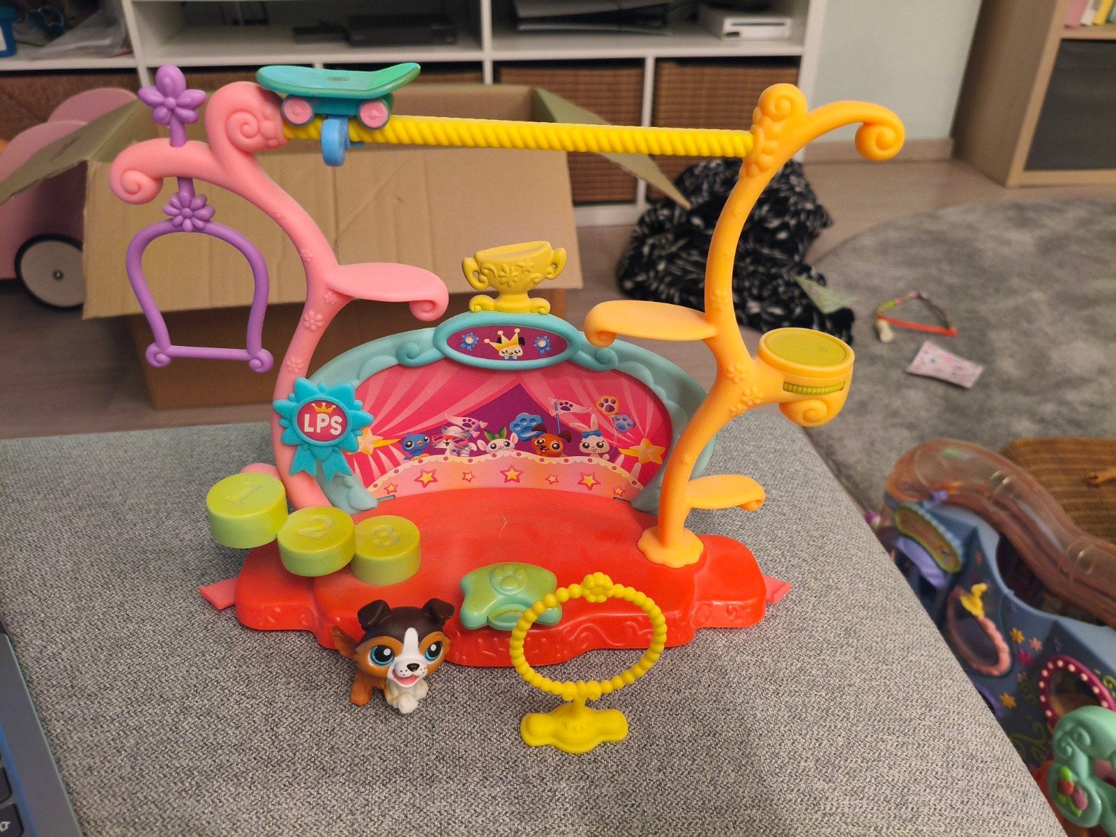 Littlest Pet Shop Tricks and Talent Show, Kinderen en Baby's, Speelgoed | Overig, Ophalen of Verzenden, Gebruikt, Jongen of Meisje