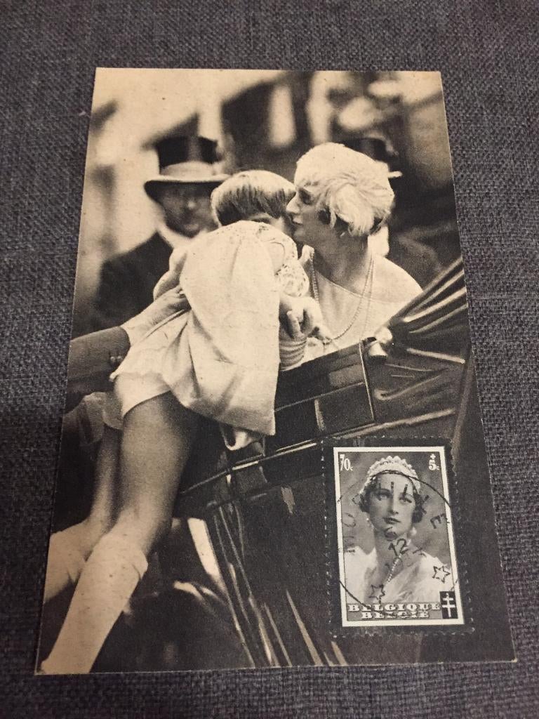 Postkaart Koningin Astrid 1933, Ophalen of Verzenden, Zo goed als nieuw, Kaart, Foto of Prent