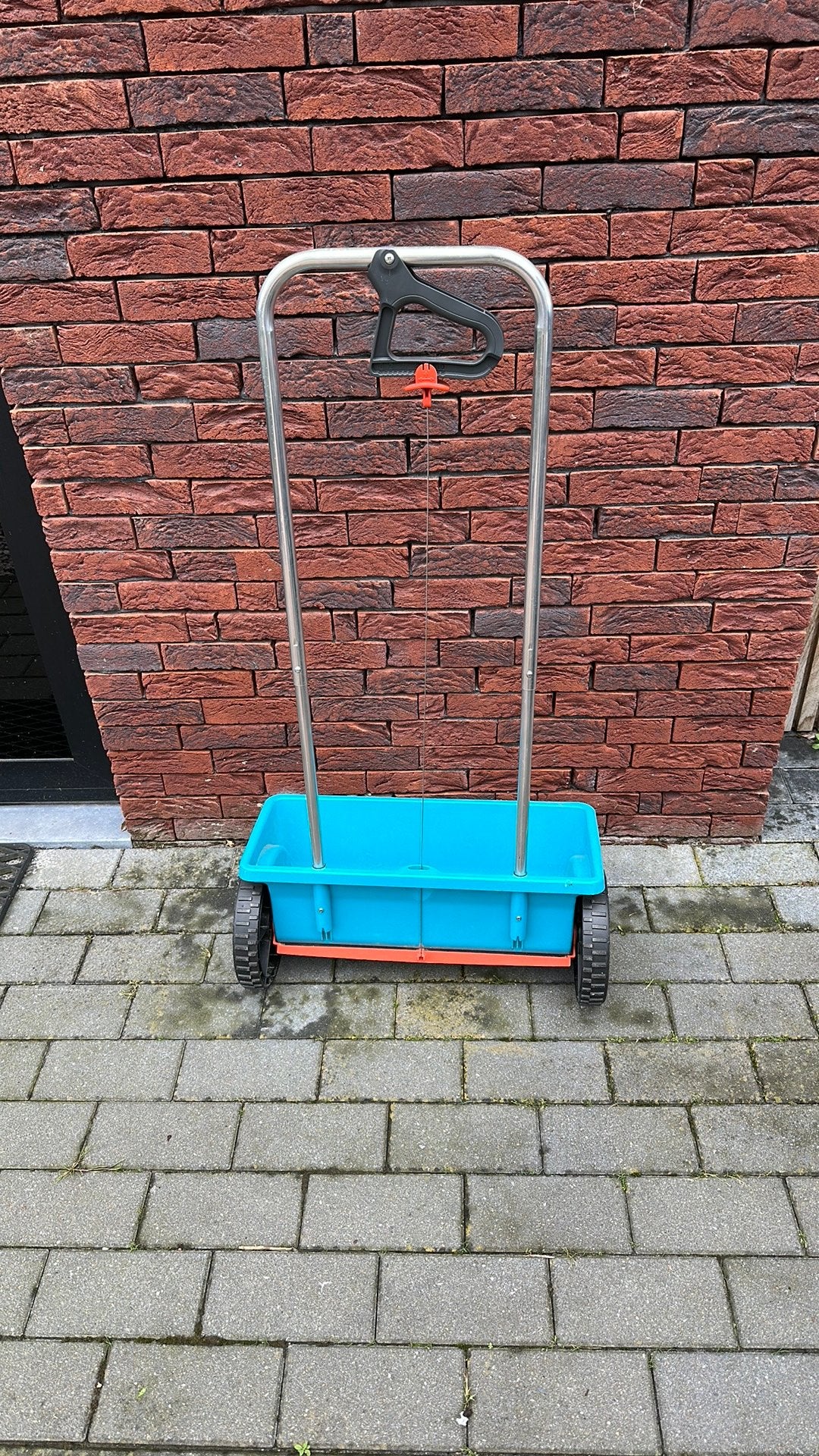 Strooiwagen gardena, Tuin en Terras, Ophalen, Zo goed als nieuw