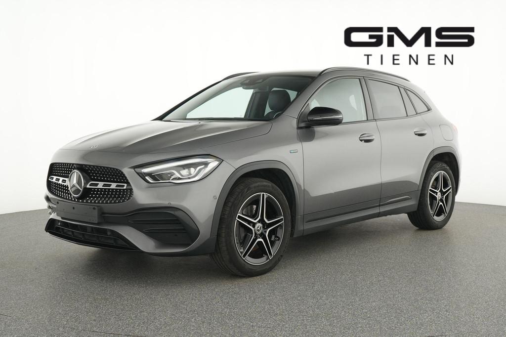 Mercedes-Benz GLA 250 e AMG Line, Auto's, Lane Keeping Assist, Gebruikt, 16 kWh, Leder en Stof