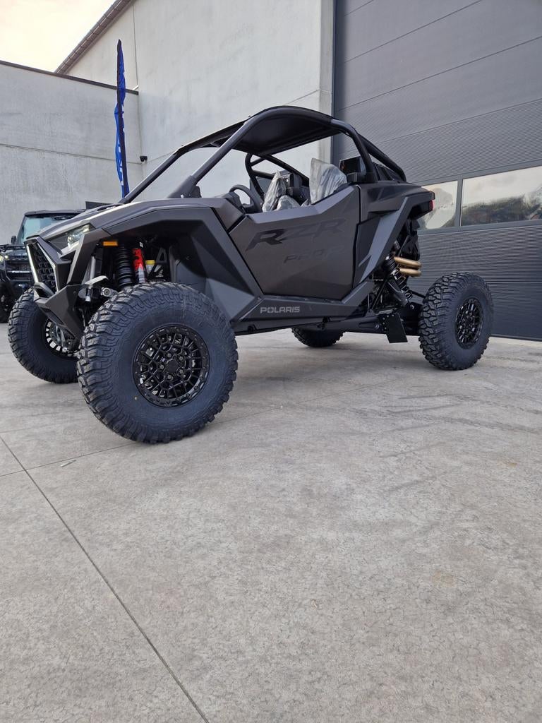 Polaris RZR Pro R ultimate model 2026 New New, Motoren, Quads en Trikes