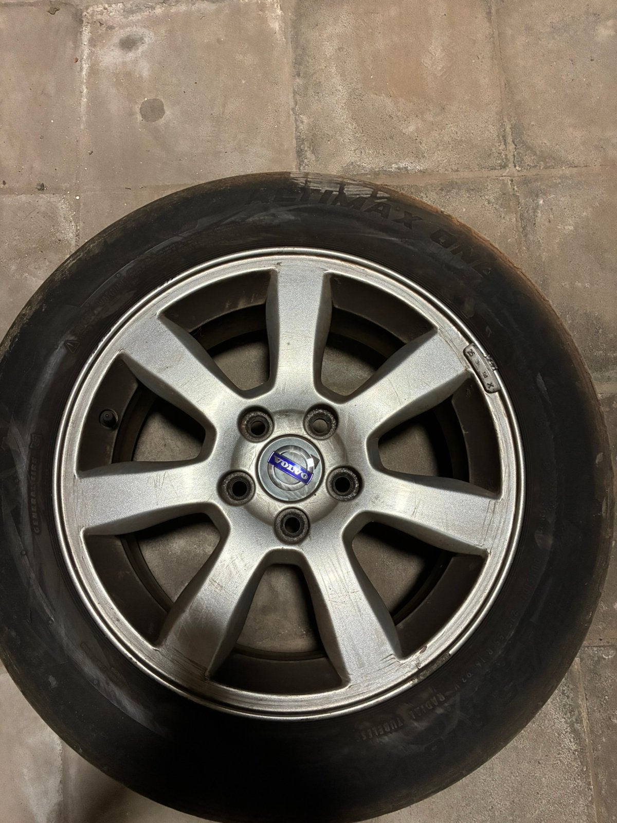 4 originele volvo velgen met banden 16inch (215/55/16), Auto-onderdelen, Banden en Velgen, Ophalen, 16 inch, Banden en Velgen
