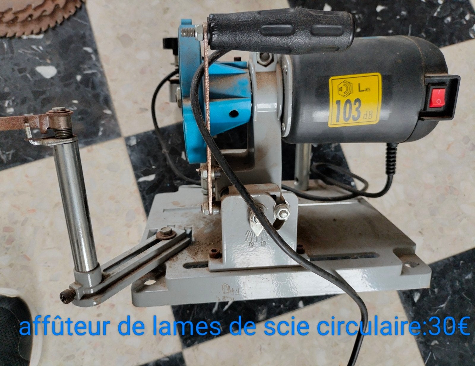 affûteur de lames de scie circulaire, Bricolage & Construction, Outillage | Fraiseuses, Enlèvement ou Envoi, Utilisé, Électrique