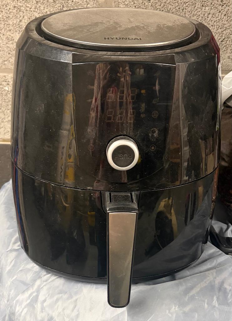 Airfryer Hyundai XXL 6.2L, Ophalen, Gebruikt, Airfryer, 1500 gram of meer