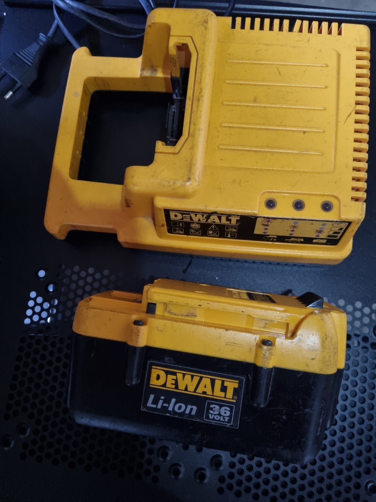 Dewalt 36v +charger, Enlèvement ou Envoi