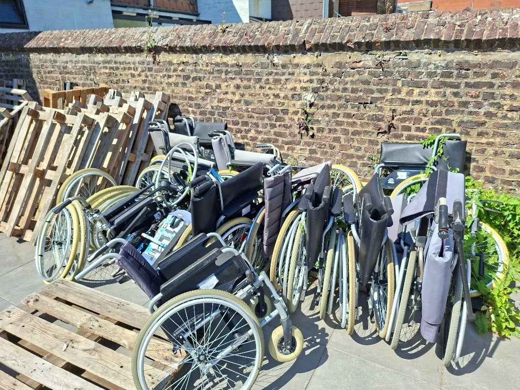 Chaises roulantes, Divers, Enlèvement, Pliant, Utilisé, Fauteuil roulant manuel