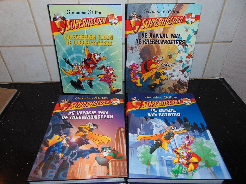 Boeken Geronimo Stilton nieuwstaat, Ophalen of Verzenden, Zo goed als nieuw, Geronimo Stilton, Fictie algemeen