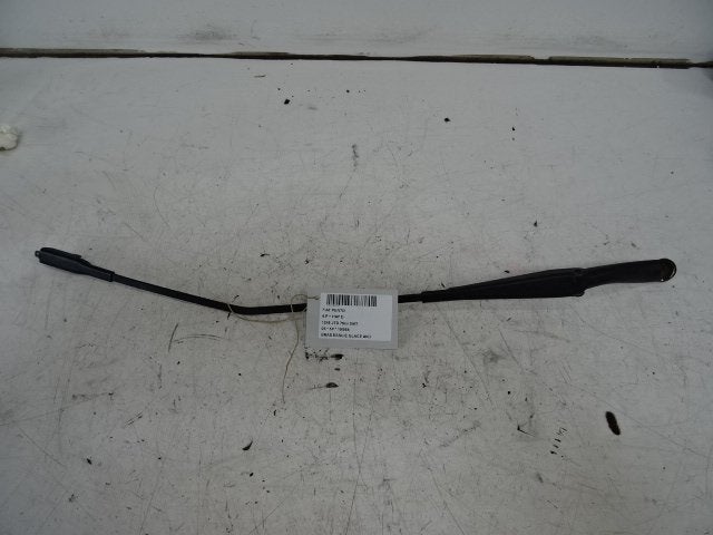 RUITENWISSERARM RECHTS VOOR Fiat Grande Punto (199), FCA Germany GmbH, Gebruikt, IPC D1-09 Bahnhofsplatz
65423  Rüsselsheim am Main, DE