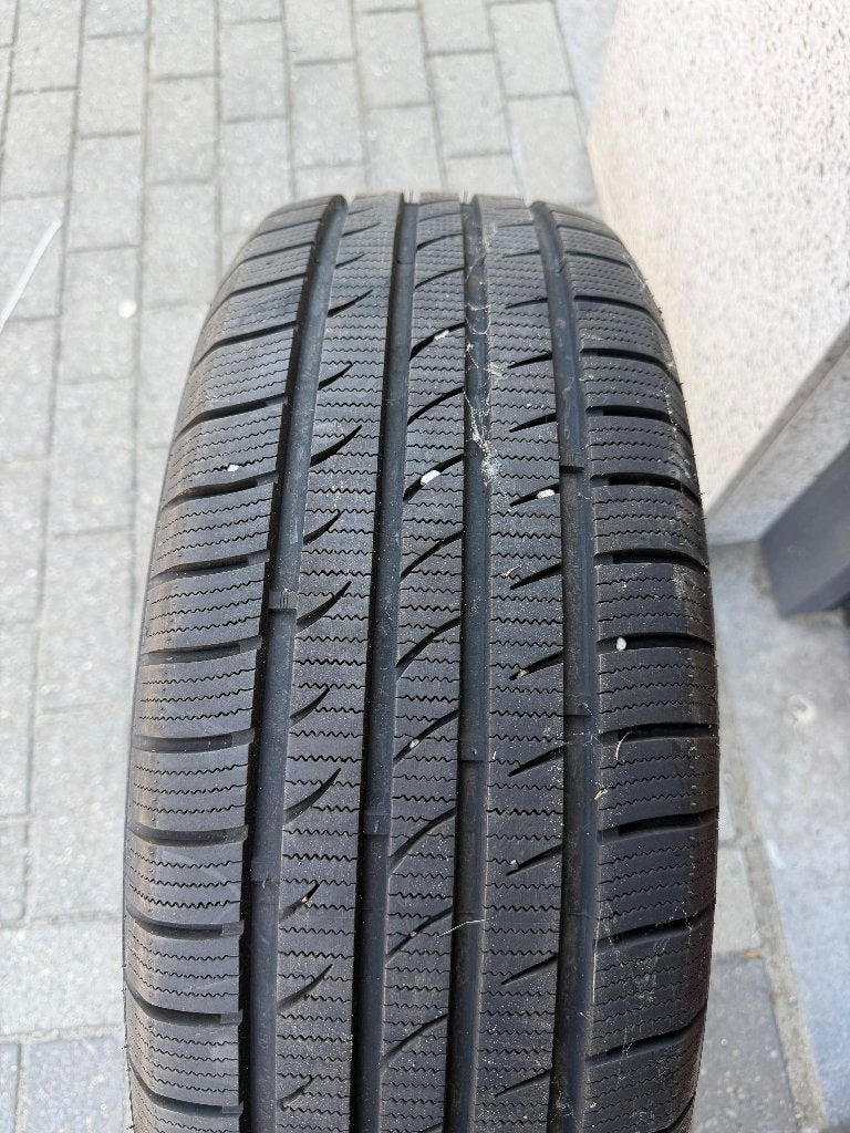 Winterbanden 215/60 R17, Véhicule utilitaire, Enlèvement, Utilisé, Pneus hiver
