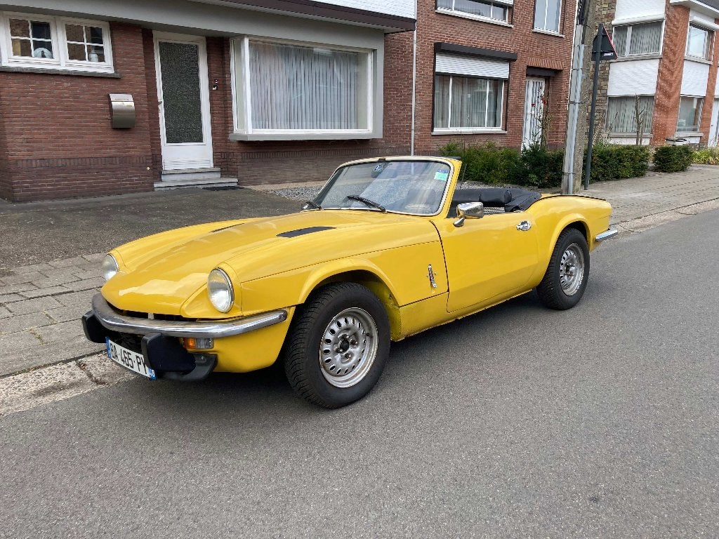 Thrumph Spitfire 1500 FH 1978 - RHD, Auto's, Stof, 4 cilinders, Cabriolet, Geel