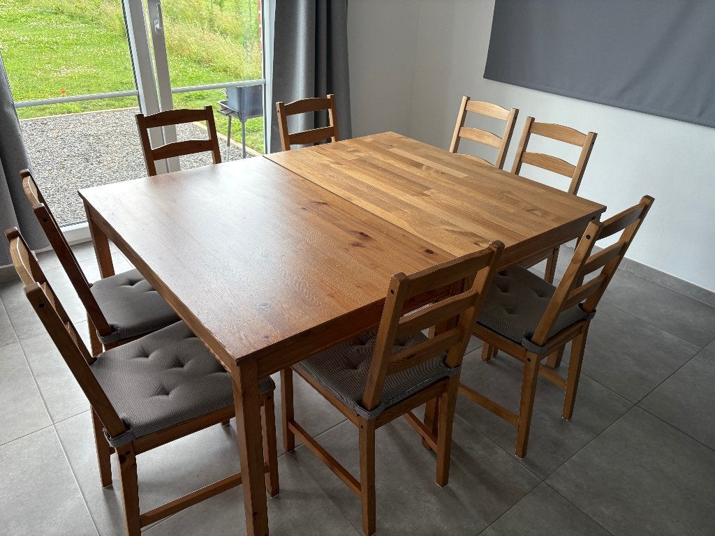 Set IKEA: 2 Tables + 8 Chaises, Maison & Meubles, Tables | Tables à manger, Comme neuf, 50 à 100 cm, 100 à 150 cm, Cinq personnes ou plus