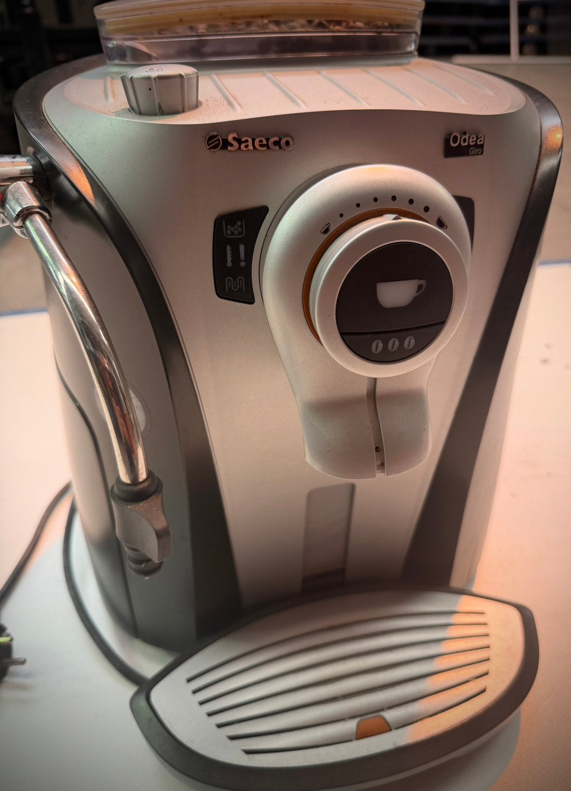 LA CAFETIÈRE SAECO ODEA GIRO AVEC CUISEUR À VAPEUR, Enlèvement, Comme neuf, Café moulu