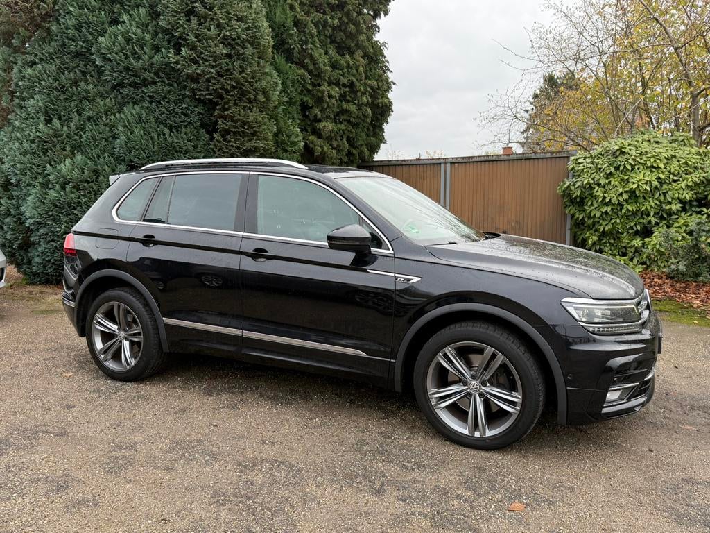 Volkswagen tiguan 2.0tsi 4MOTION Rline dsg automaat benzine, Auto's, Automaat, Zwart, Leder, Bedrijf