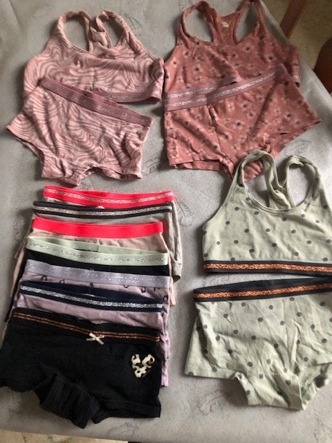 meisjesondergoed maat 146/152, Kinderen en Baby's, Kinderkleding | Maat 146, Ophalen of Verzenden, Zo goed als nieuw, Meisje, Nacht- of Onderkleding
