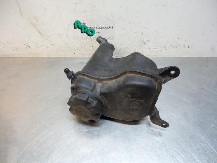 Réservoir d'expansion d'un BMW 1-Serie (1-Serie 03-), -, 3 mois de garantie, Utilisé, -