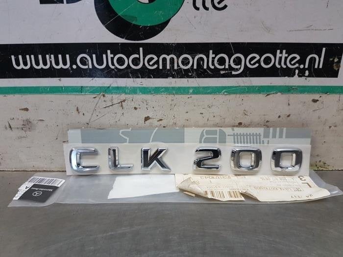 Embleem van een Mercedes CLK (CLK 97-), -, Nieuw, Ophalen of Verzenden, -