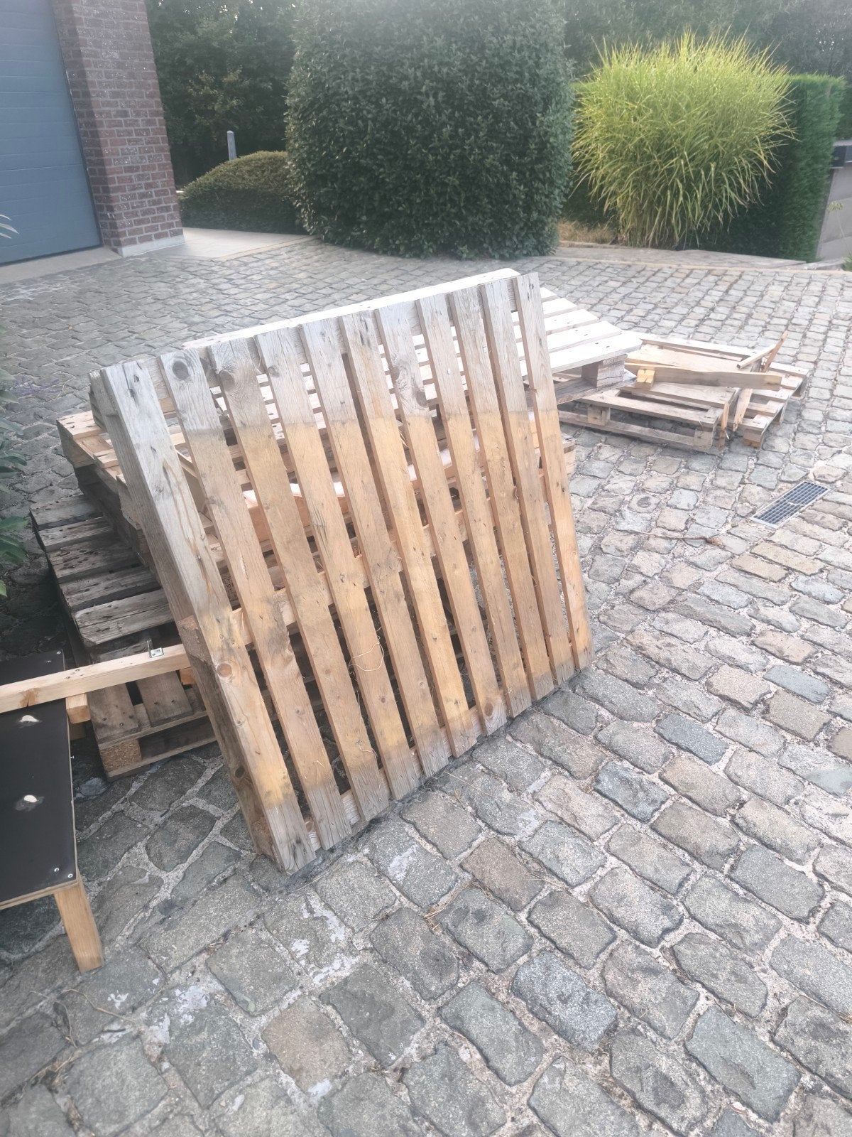 GRATIS - paletten (geen Europalleten) te geef regio Melle, Ophalen