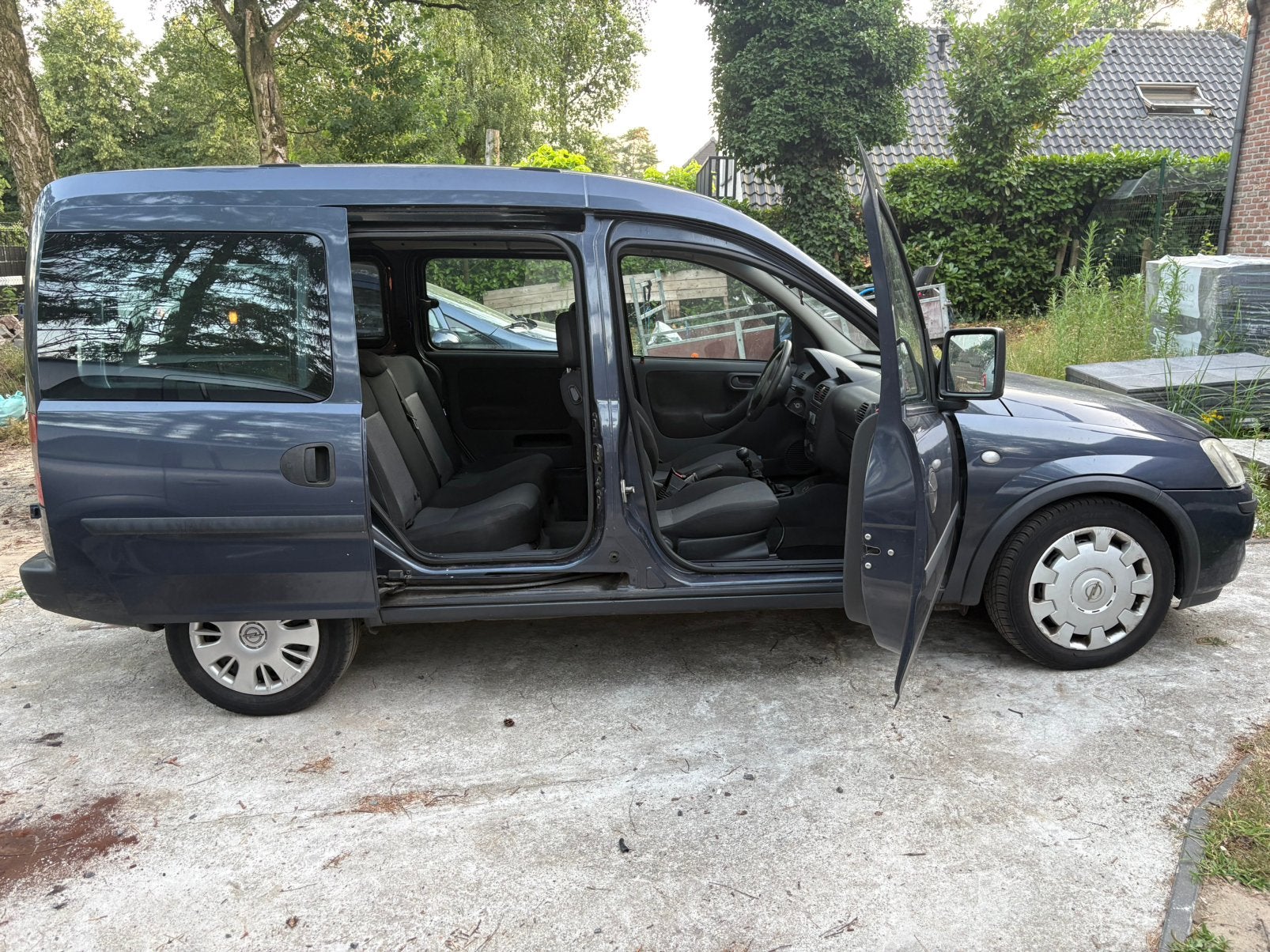 Opel Combo essence avec garantie et inspection, Vitres électriques, Entreprise, 5 portes, Euro 4