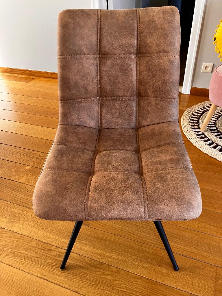 Stoelen te koop., Huis en Inrichting, Stoelen, Ophalen, Bruin, Zo goed als nieuw, Stof