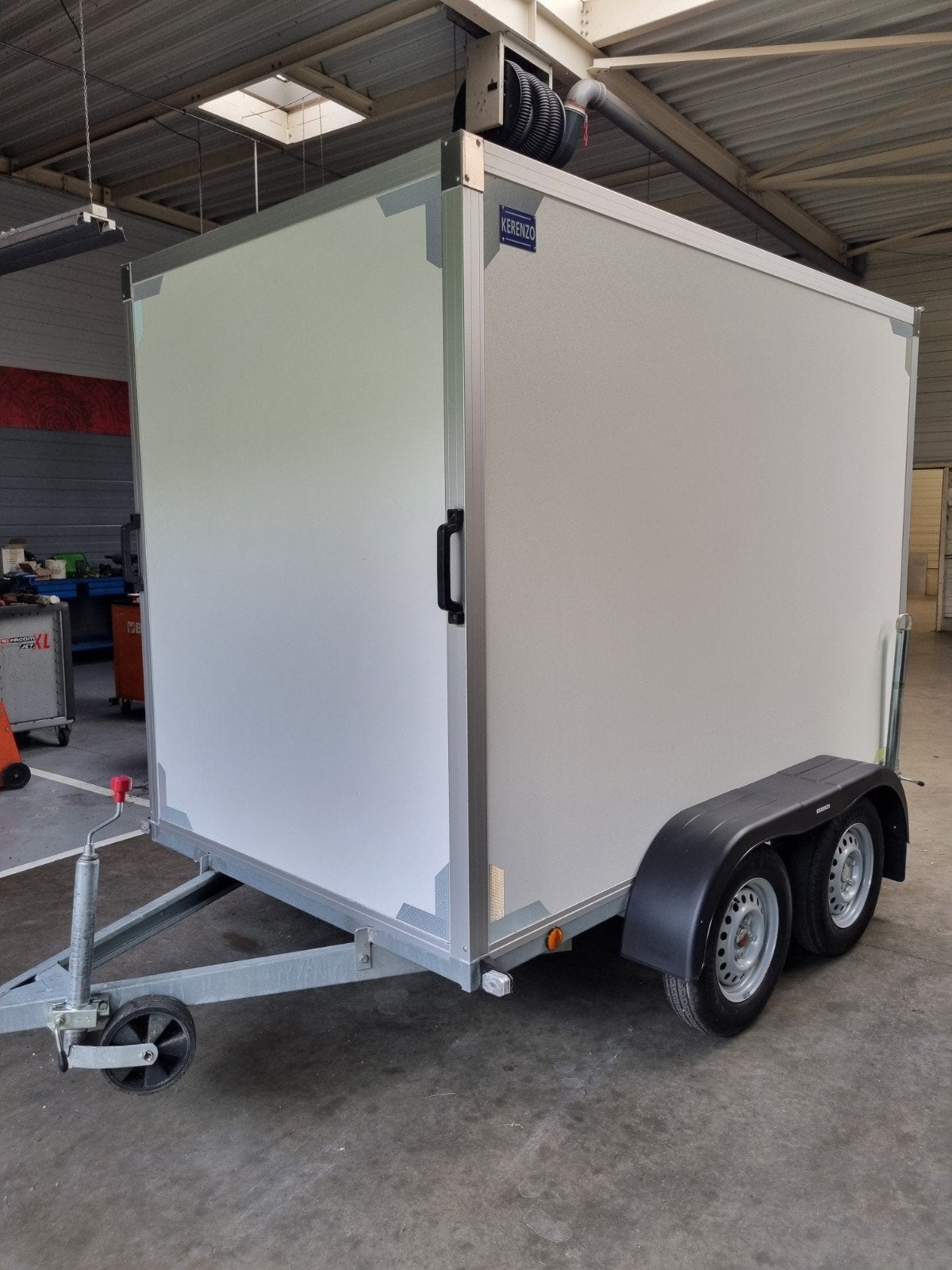 Gesloten dubbelas aanhangwagen, Auto diversen, Aanhangers en Bagagewagens, Ophalen, Zo goed als nieuw
