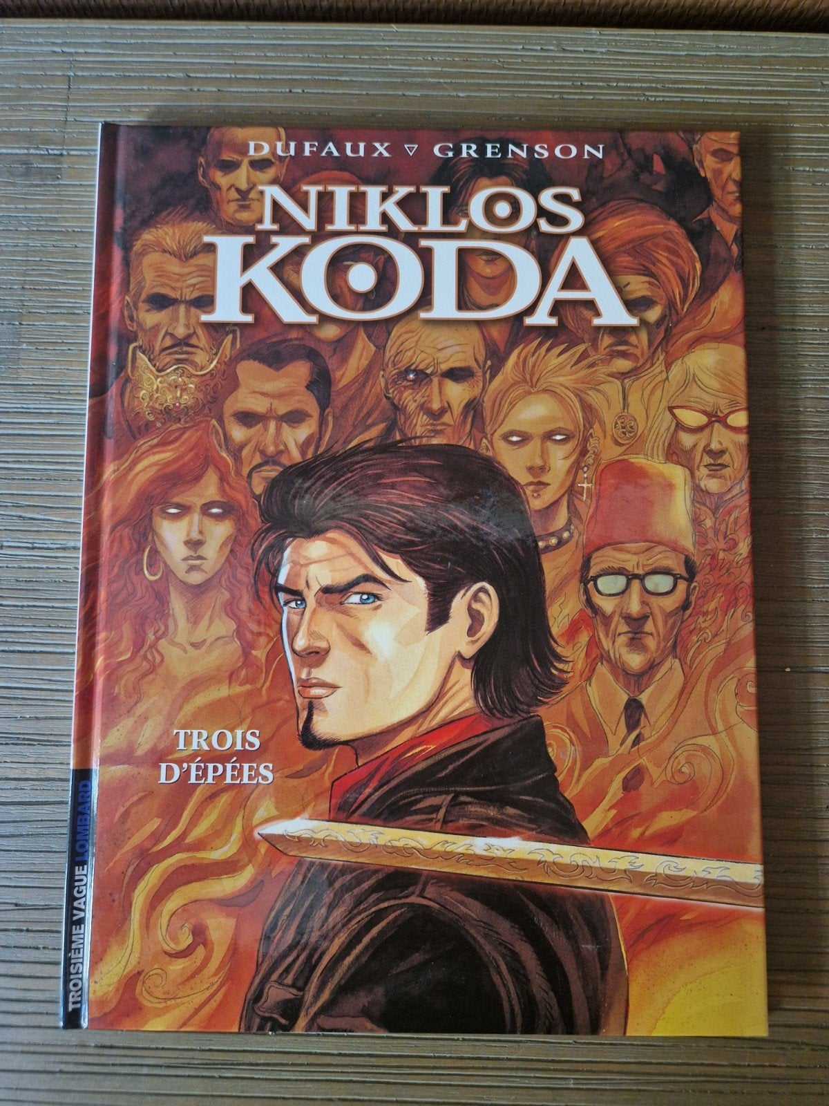 Bd niklos koda 10,EO, avec 4 cartes de tarot, Enlèvement ou Envoi