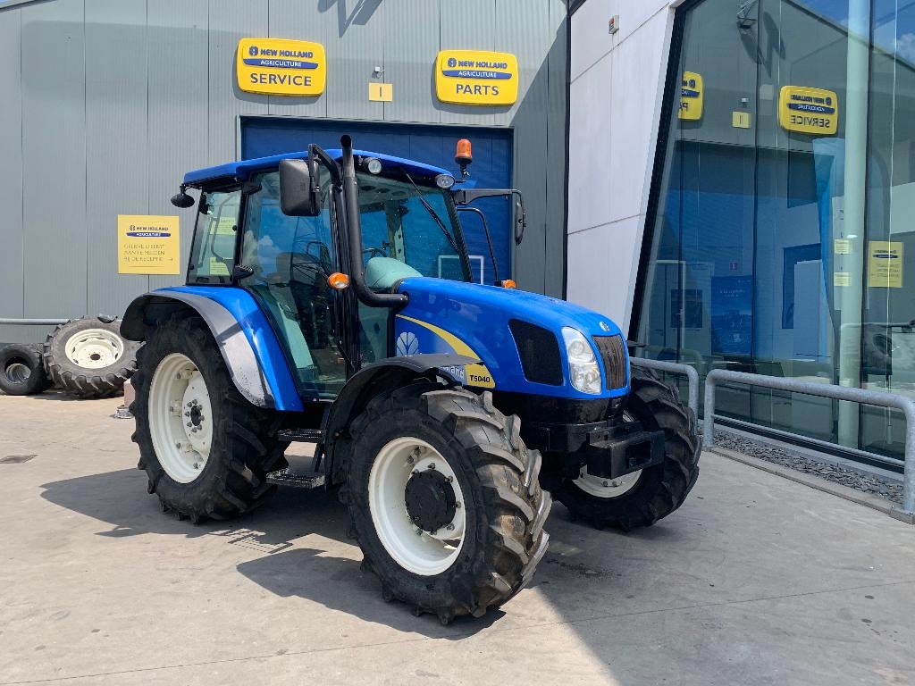 New Holland T5040 (85pk) van 2011 met maar 1977 uren, Ophalen, 80 tot 120 Pk, Gebruikt, Tot 2500